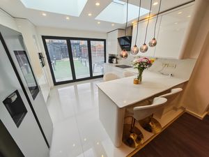 Photo 11- click for photo gallery